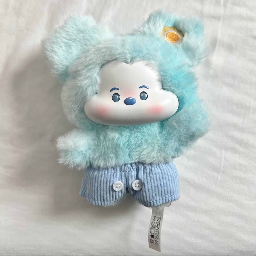 Miniso Mickey Mouse Head in the Clouds “Sunny Sky”